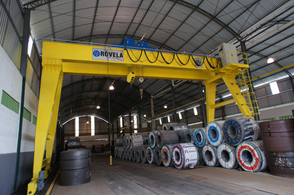 pórtico rolante 1 tonelada